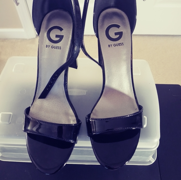 G by Guess Women's Black Heels - NWOT - Picture 2 of 11